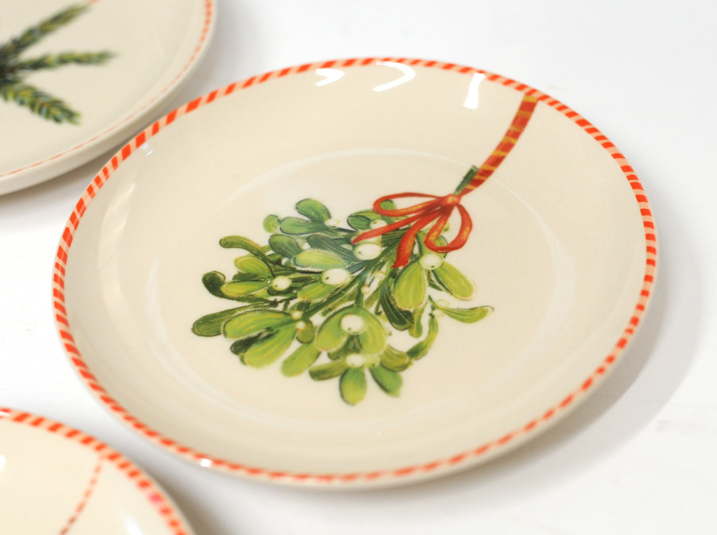 Pine Holiday Plates