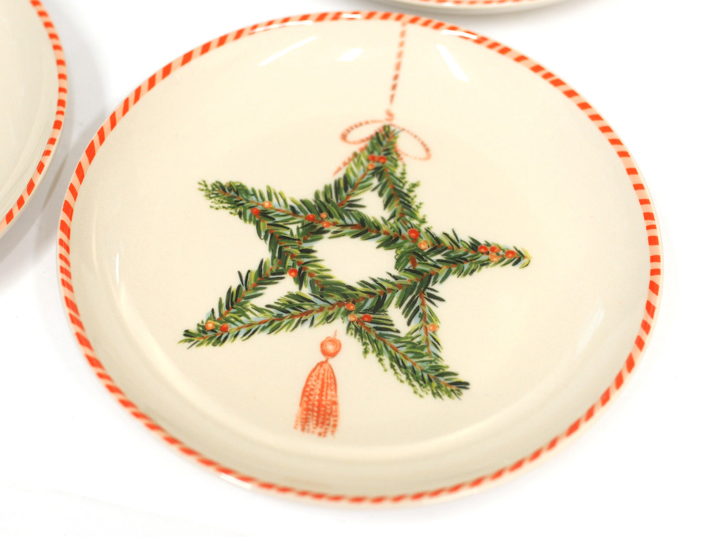 Pine Holiday Plates