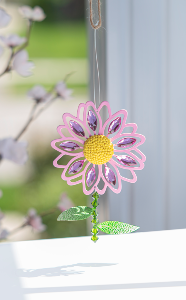 Garden Daisy Ornament