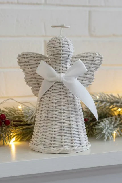 Resin Woven Shelf Sitters